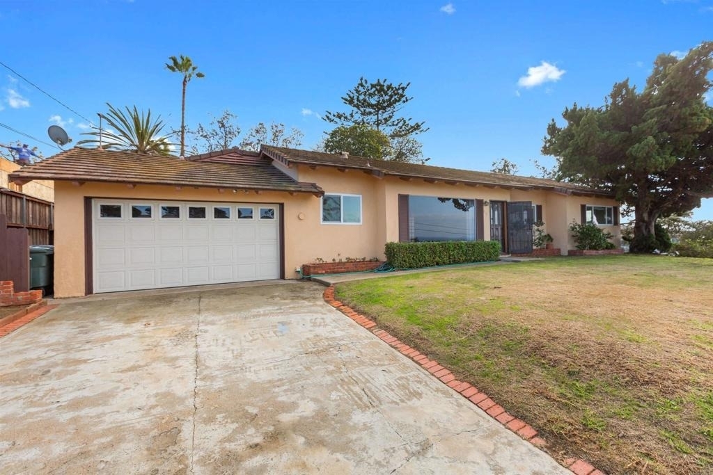 513 Canyon Drive - Photo 1