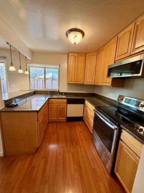 436 Sierra Vista Avenue - Photo 11