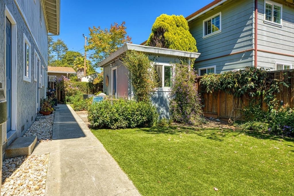 1266 7th Avenue - Photo 4