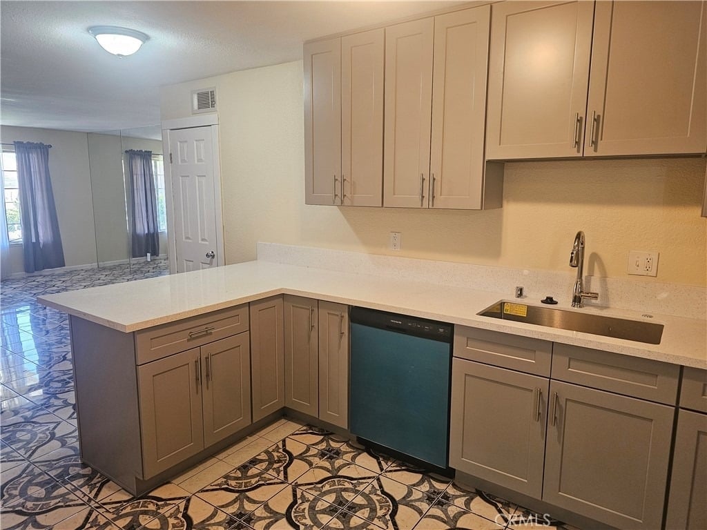 785 W Westward - Photo 1