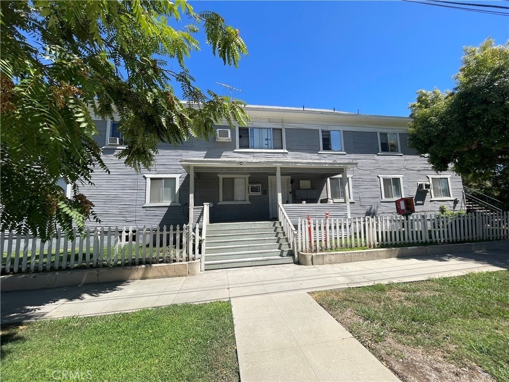 3390 Lime Street - Photo 0