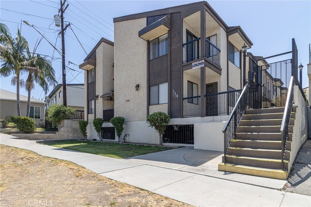 396 W Dryden Street - Photo 0