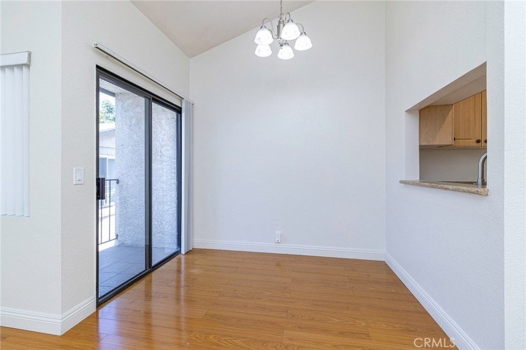 396 W Dryden Street - Photo 2