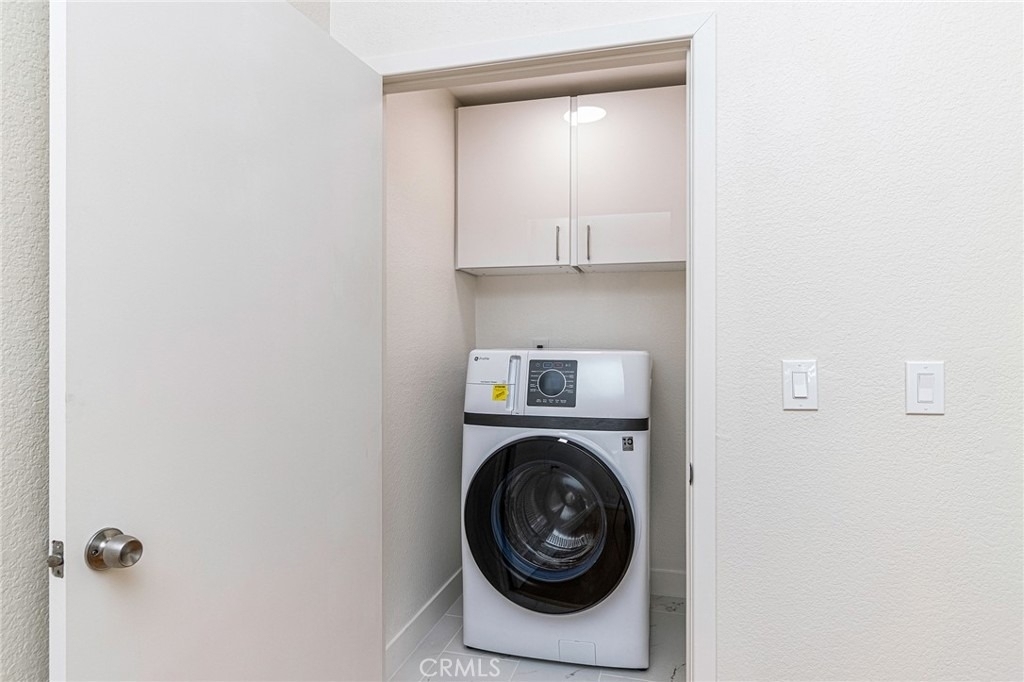 396 W Dryden Street - Photo 9