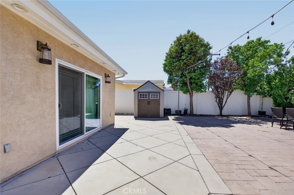 13569 Montague Street - Photo 15