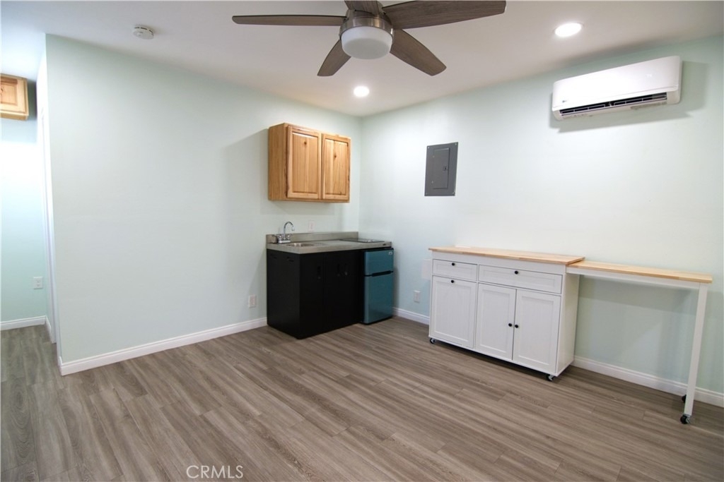 1733 Bonita - Photo 4