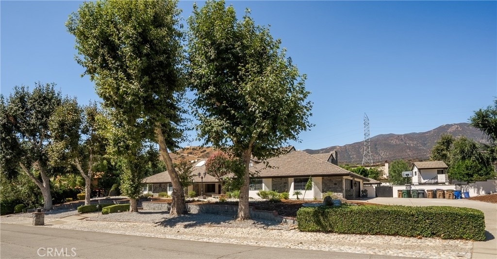 249 Independence - Photo 23