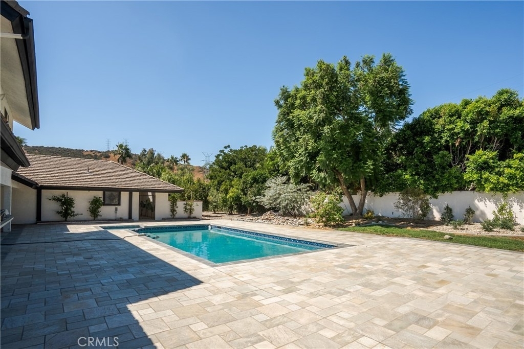 249 Independence - Photo 24