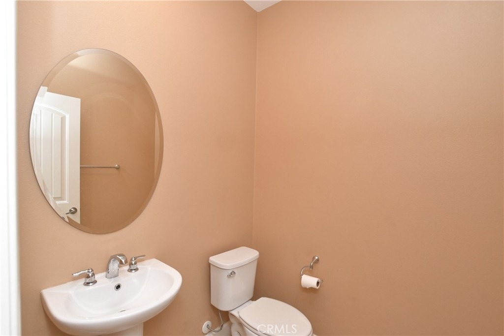 8011 Sea Salt Avenue - Photo 7