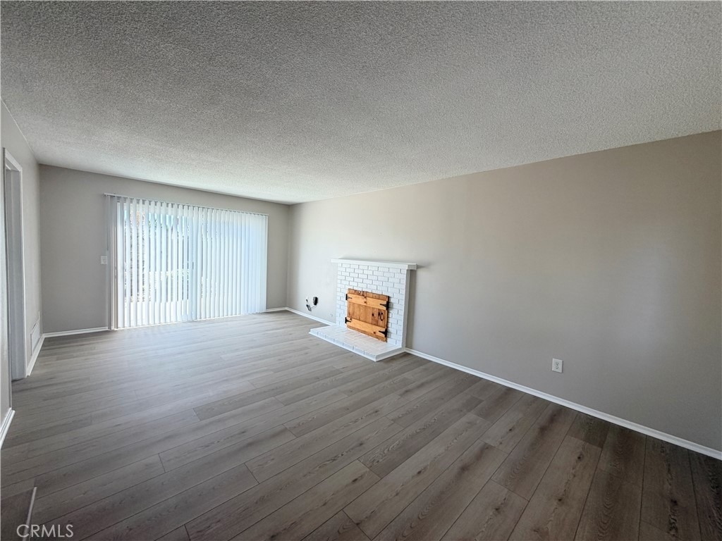 1194 Eddington Street - Photo 2