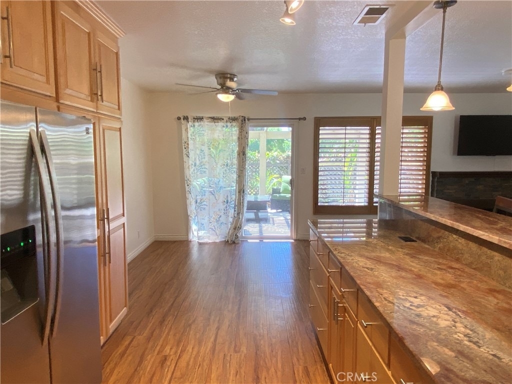 3561 Terrace - Photo 7