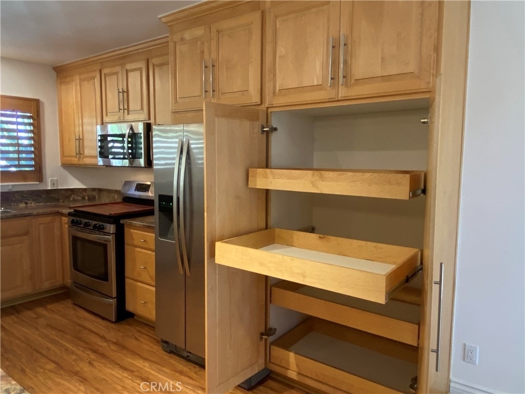 3561 Terrace - Photo 8
