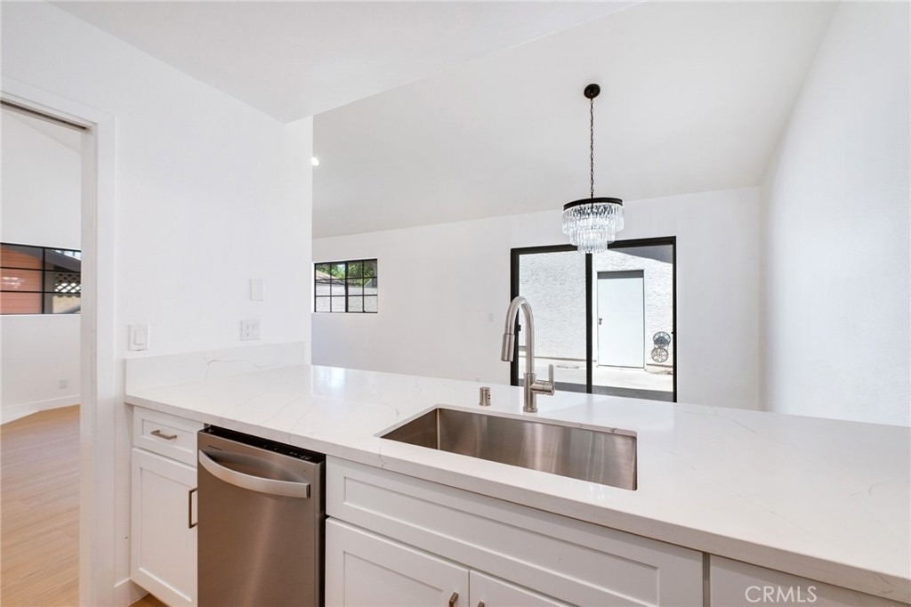 222 Teague - Photo 14