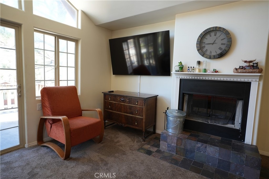 2104 2nd Lane - Photo 5