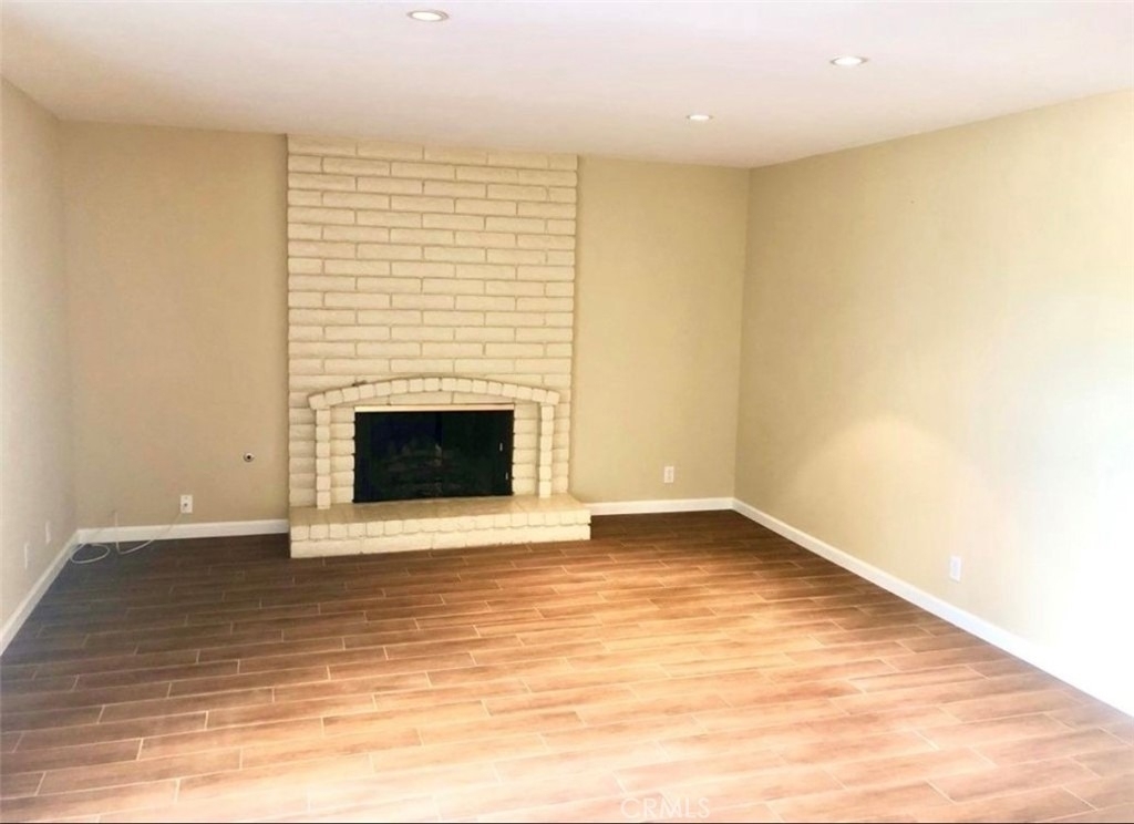 824 Hasting Circle - Photo 4