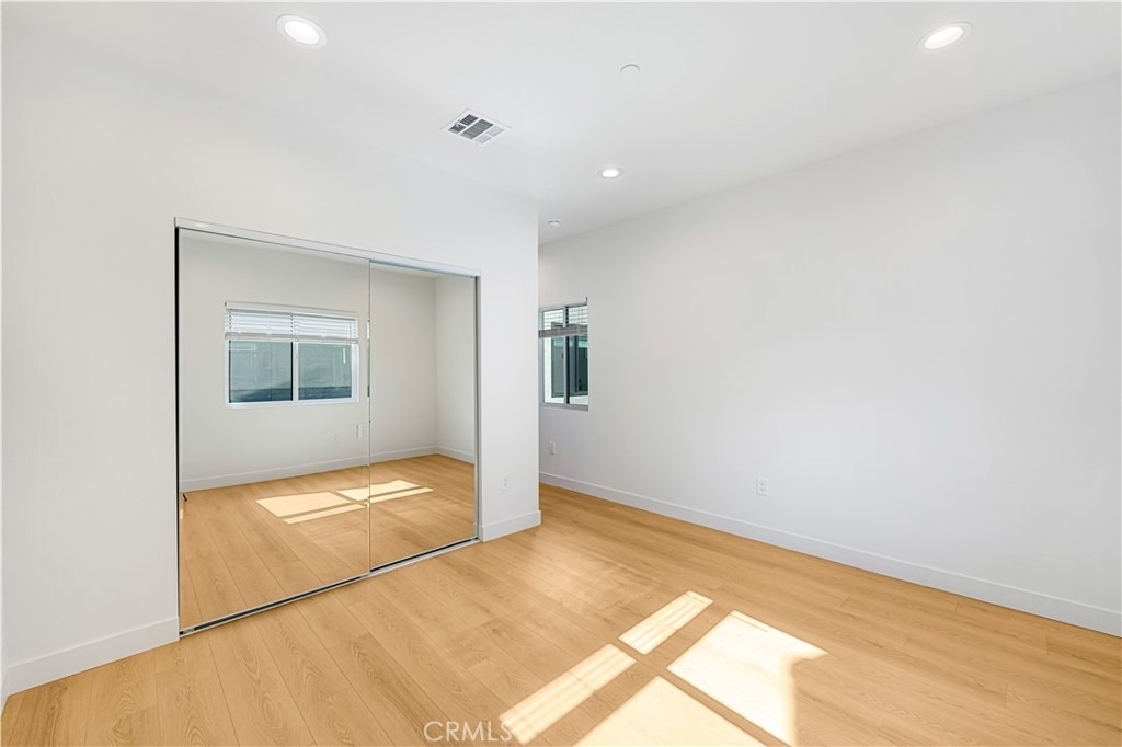 4042 Somers - Photo 18