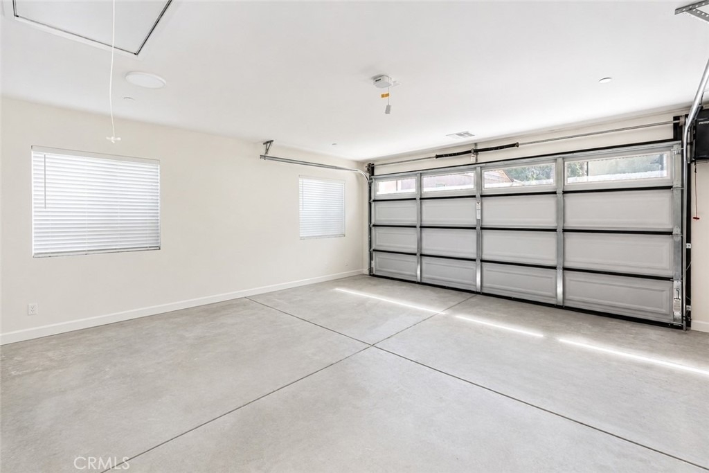 4040 Somers - Photo 12