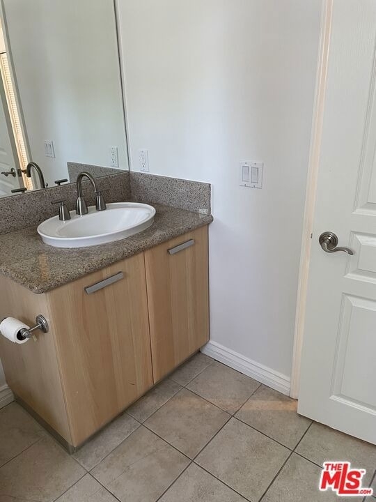 10633 Eastborne Avenue - Photo 14
