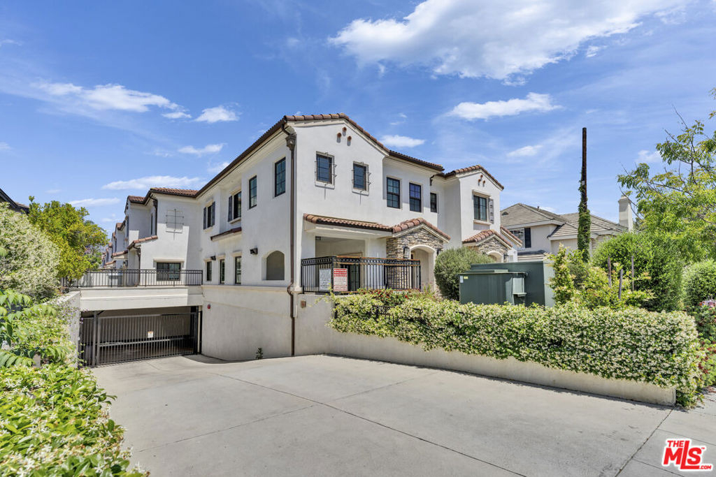 413 California Street - Photo 18