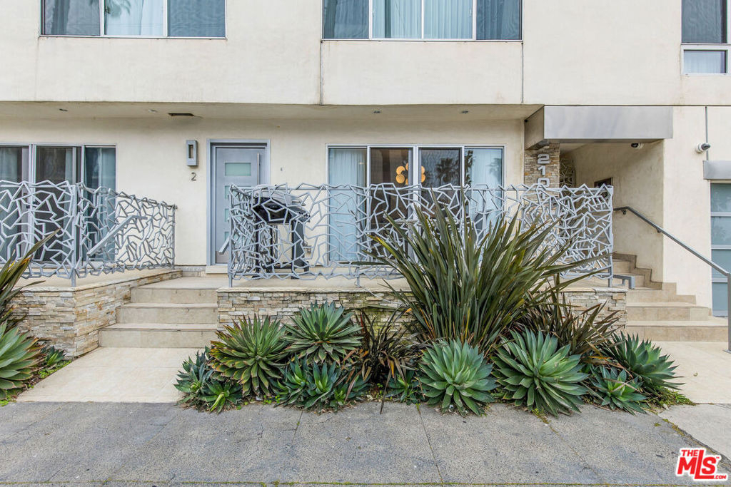 2101 Ocean Avenue - Photo 27