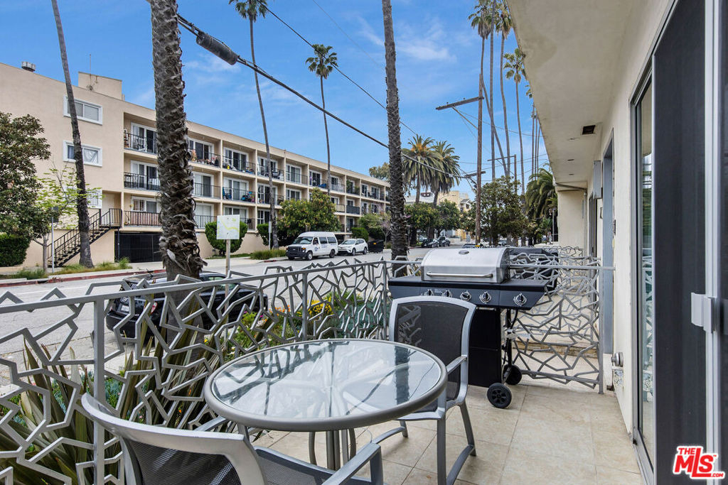2101 Ocean Avenue - Photo 26