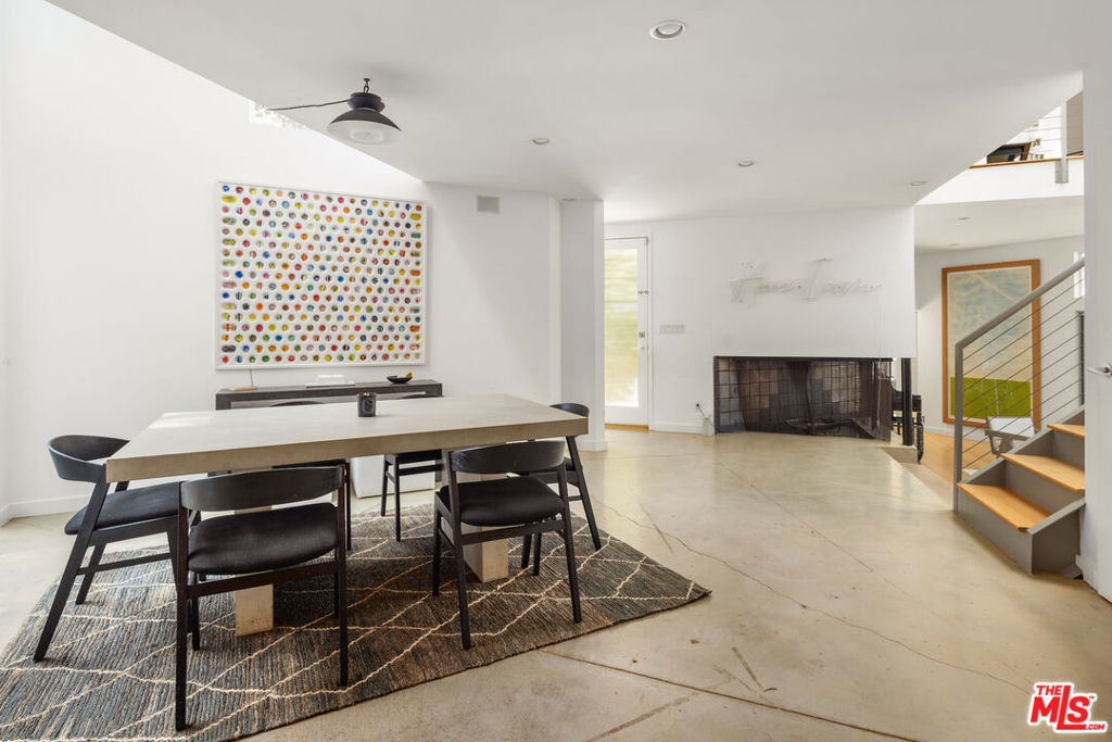 278 Entrada Drive - Photo 4