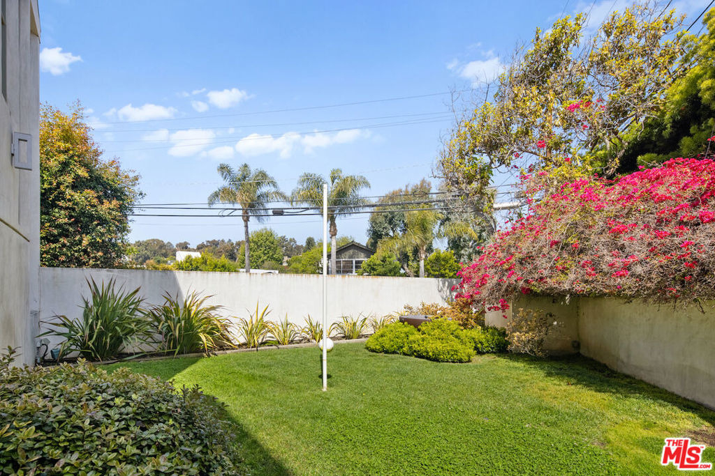 278 Entrada Drive - Photo 17