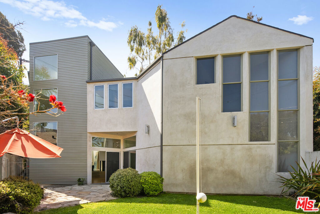 278 Entrada Drive - Photo 1