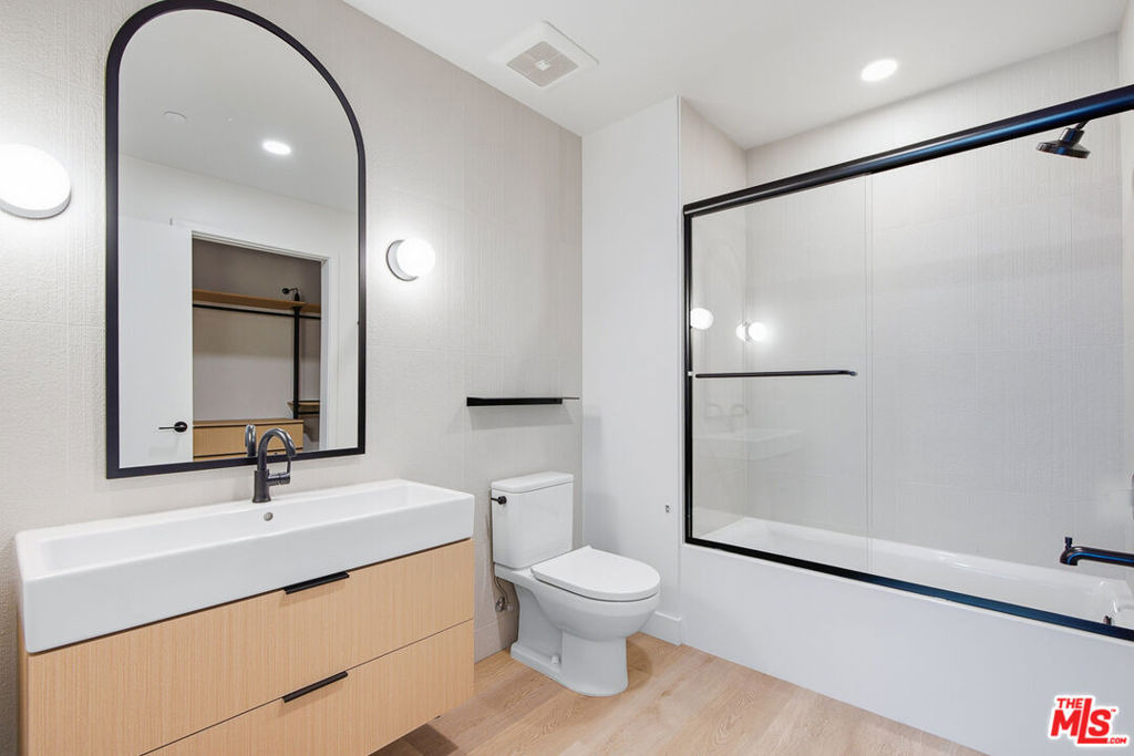 3555 Overland Avenue - Photo 13