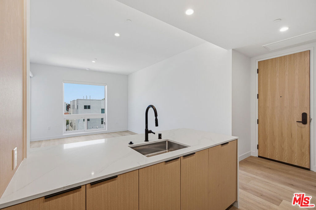3555 Overland Avenue - Photo 4