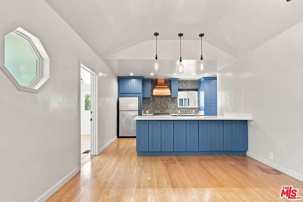 5412 Marburn Avenue - Photo 6
