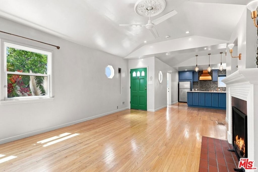 5412 Marburn Avenue - Photo 5