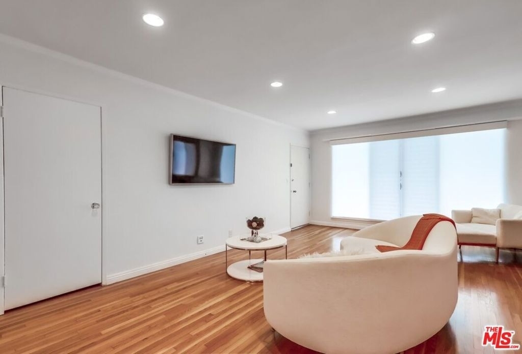 1275 Havenhurst Drive - Photo 10