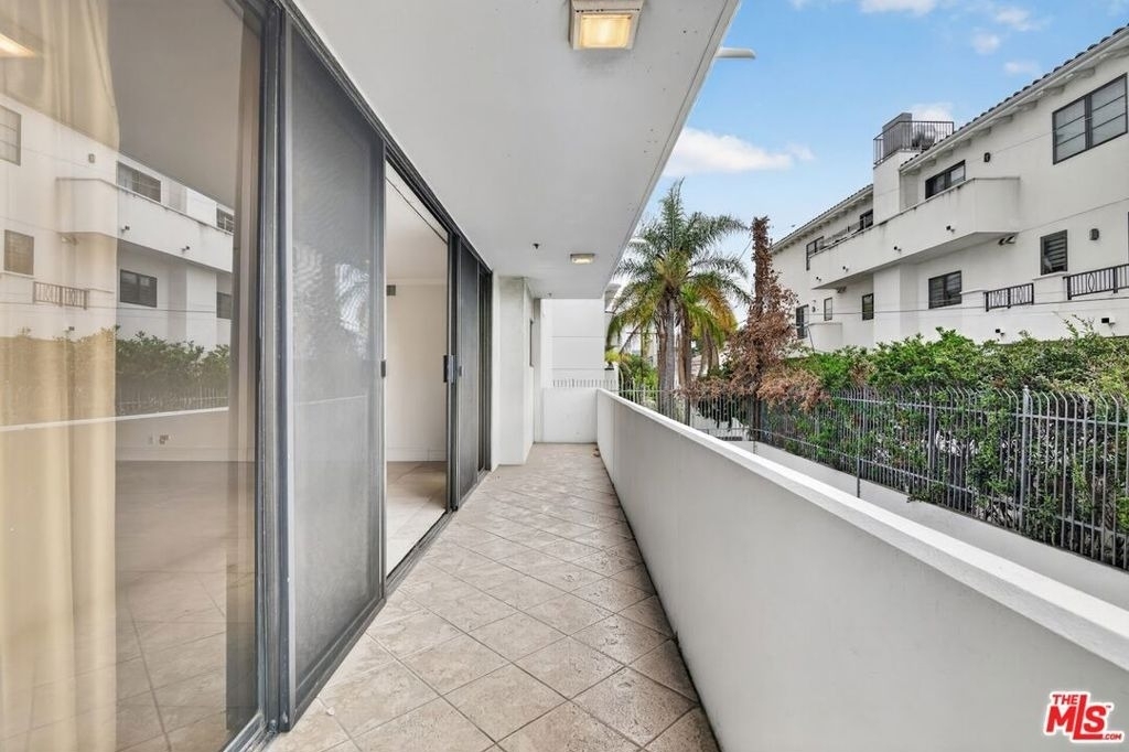10660 Wilshire Boulevard - Photo 5