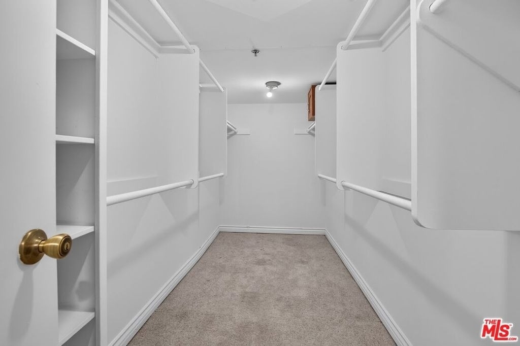10660 Wilshire Boulevard - Photo 29