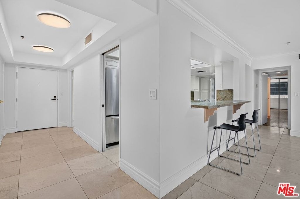 10660 Wilshire Boulevard - Photo 7
