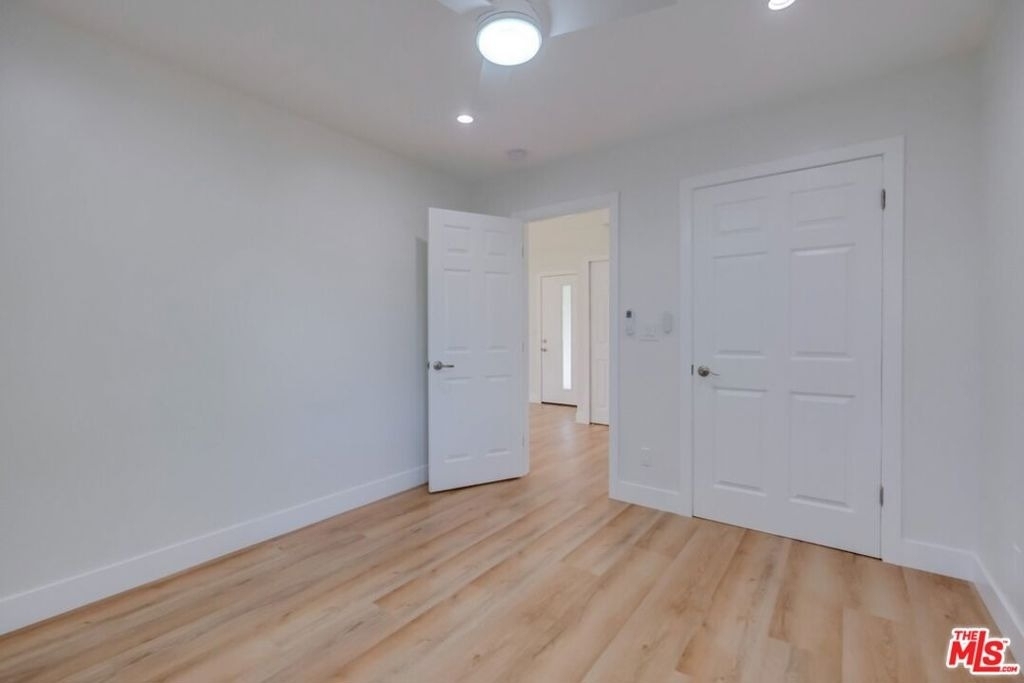 8358 Kittyhawk Avenue - Photo 15