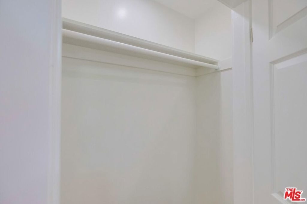 8358 Kittyhawk Avenue - Photo 20