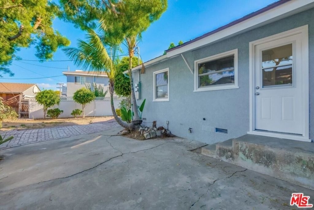 8358 Kittyhawk Avenue - Photo 25