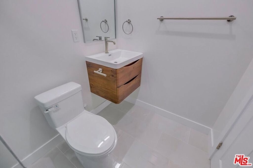 8358 Kittyhawk Avenue - Photo 19