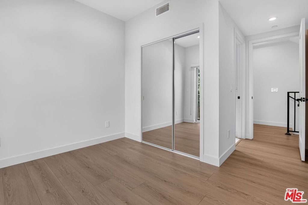 11302 Collins Street - Photo 14