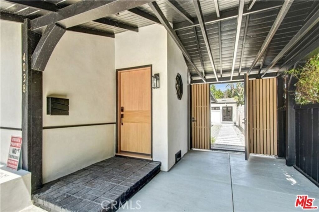 4038 1/2 Denny Avenue - Photo 1
