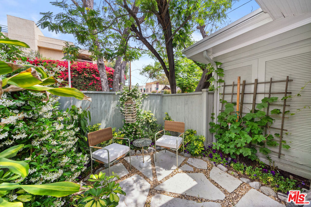 9024 Keith Avenue - Photo 42