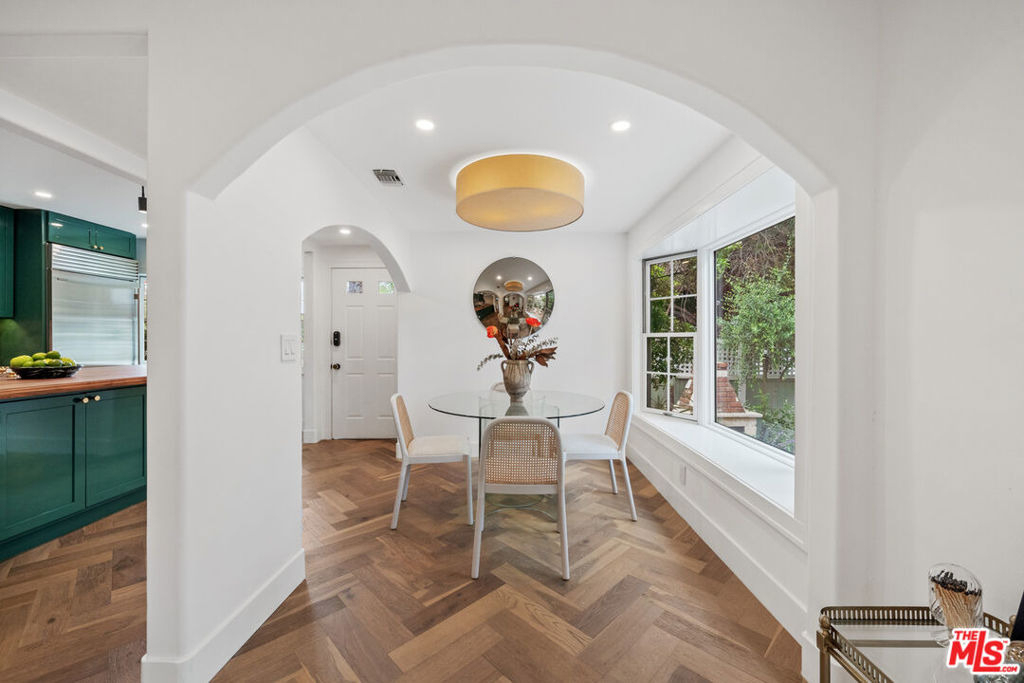 9024 Keith Avenue - Photo 5
