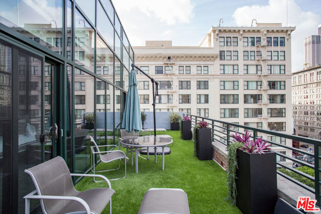 353 S Broadway - Photo 22