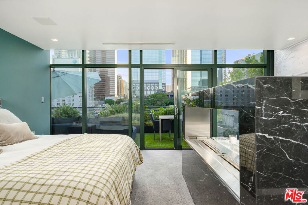 353 S Broadway - Photo 17