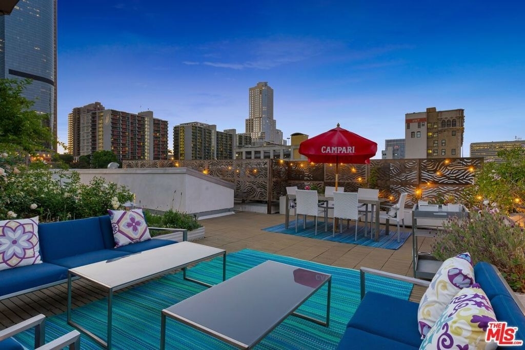 353 S Broadway - Photo 27