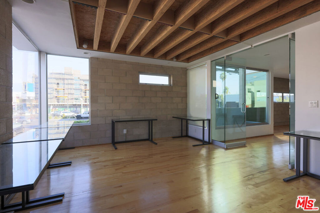 6615 Melrose Avenue - Photo 3