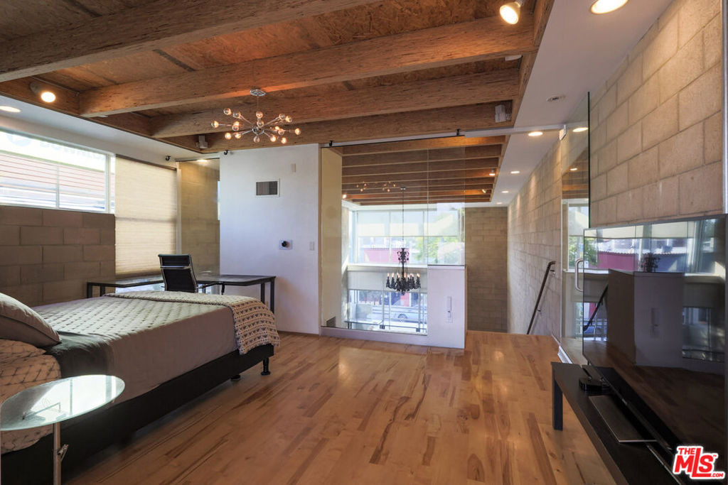 6615 Melrose Avenue - Photo 18