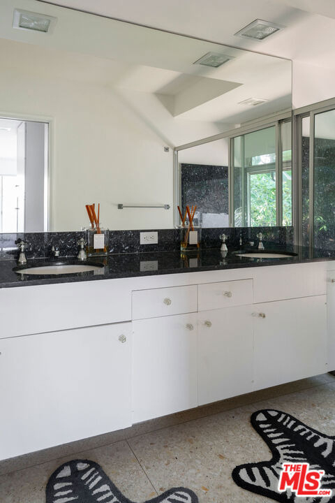 4575 Dundee Drive - Photo 17